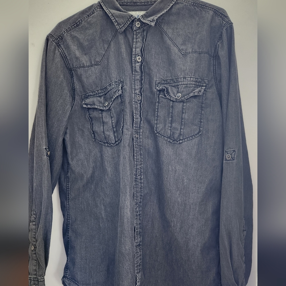 Chalc Men's Button Down Long Sleeve Medium